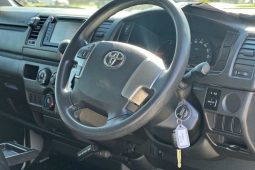 
										2017 Toyota Hiace LWB KDH201R MY16 full									