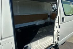
										2017 Toyota Hiace LWB KDH201R MY16 full									