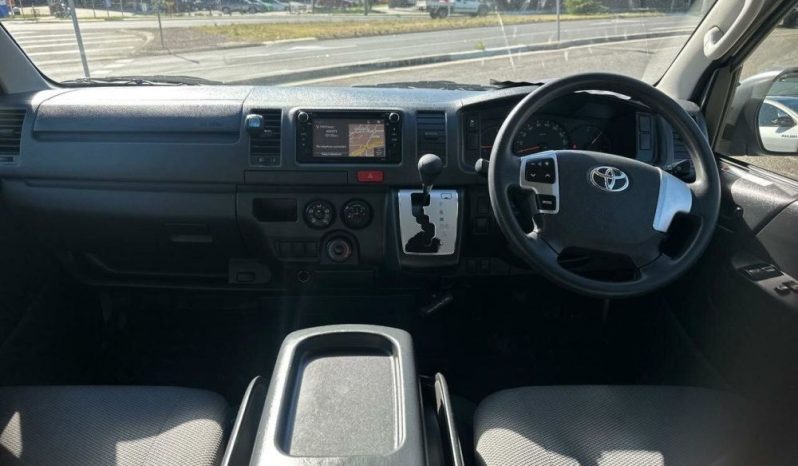 
								2017 Toyota Hiace LWB KDH201R MY16 full									