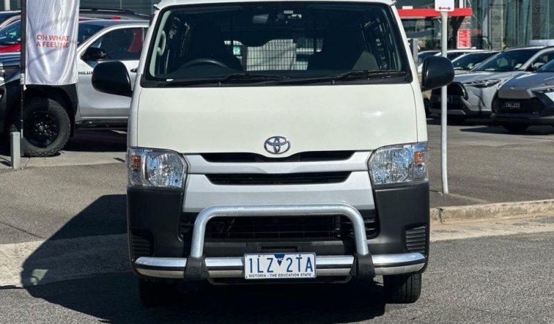 
								2017 Toyota Hiace LWB KDH201R MY16 full									