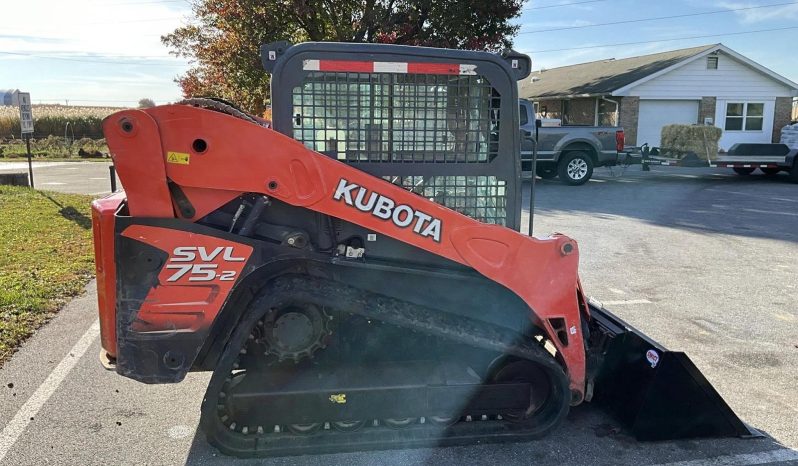
								2015 KUBOTA SVL75-2 Skid Steer Loader full									