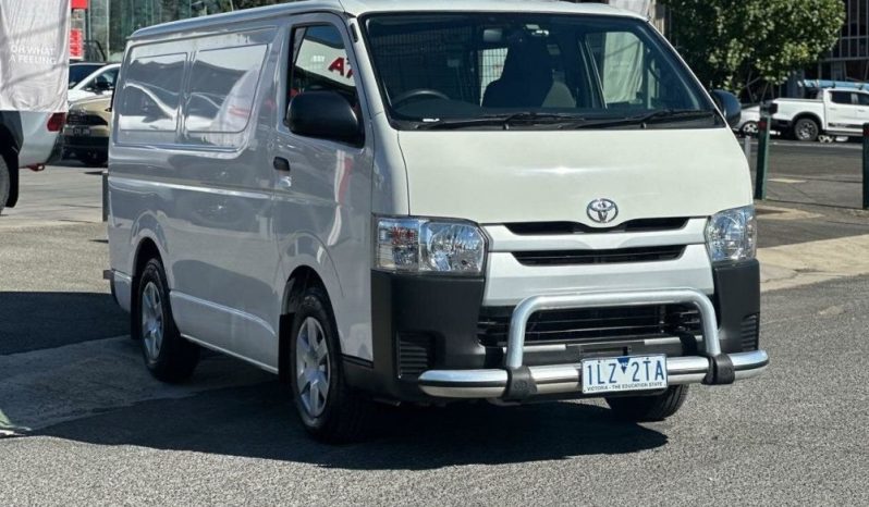 
								2017 Toyota Hiace LWB KDH201R MY16 full									