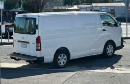 
										2017 Toyota Hiace LWB KDH201R MY16 full									