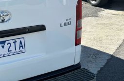 
										2017 Toyota Hiace LWB KDH201R MY16 full									