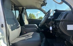 
										2017 Toyota Hiace LWB KDH201R MY16 full									
