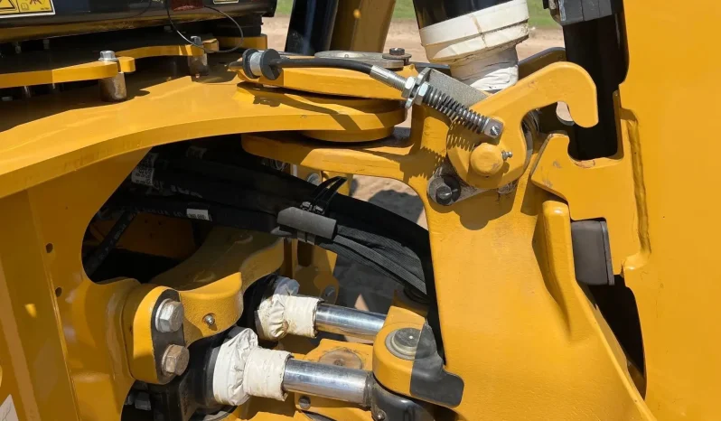 
								2021 Caterpillar 415 Backhoe Loader full									