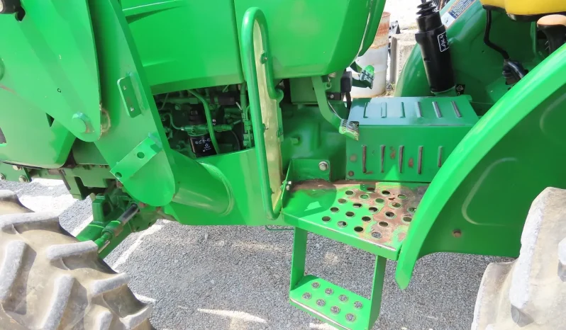 
								2016 John Deere 5065E Tractor full									