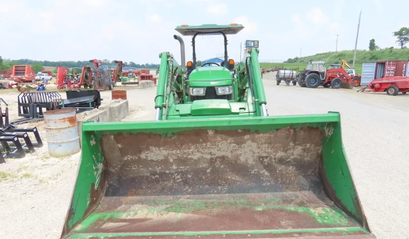 
								2016 John Deere 5065E Tractor full									