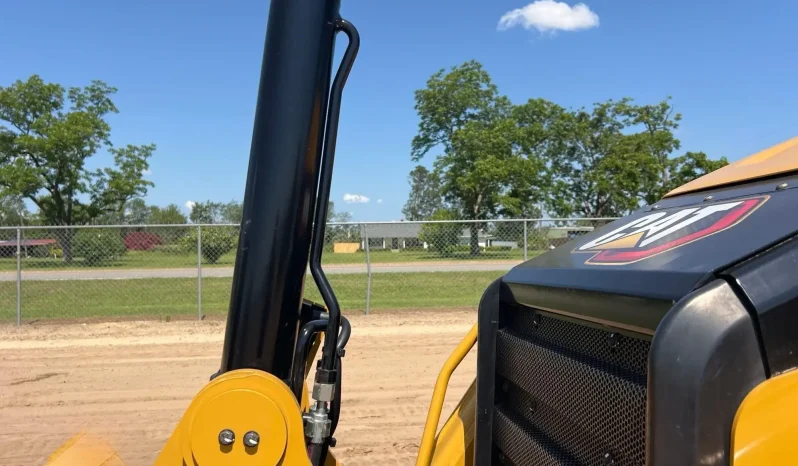 
								2021 Caterpillar 415 Backhoe Loader full									